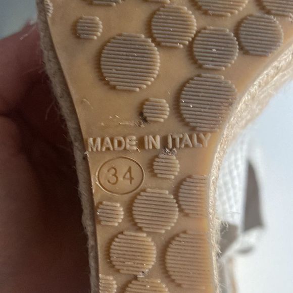 Jimmy Choo White Faux Snakeskin Sling Back Peep Toe Wedge - Picture 9 of 11